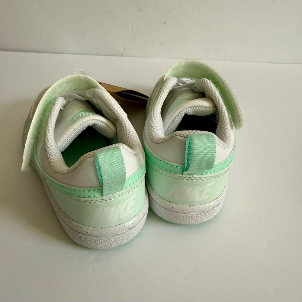 Nike Kids' Toddler Girl Sneakers in Mint and White size 10.5 - Picture 4 of 10
